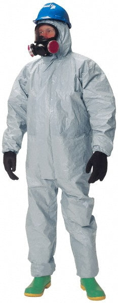 Dupont TF145TGYMD000600 Disposable Coveralls Size Medium, Hazmat, Zipper Closure