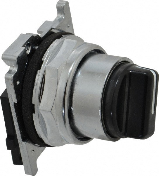 Eaton Cutler-Hammer 10250T1311 Selector Switch 2 Positions, Maintained (MA), 0.5 Amp, Black Knob