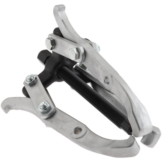 Pro-Source GP-0306 Pullers & Separators Type Standard Puller Gear Puller Applications Gears Application Gears Maximum Spread (Inch) 8 Minimum Spread (Decimal Inch) 2.4 Number Of Jaws 3 Reach (Inch) 3-1/2 Overall Length (Inch) 7-1/2 Center Bolt Dia 0.600