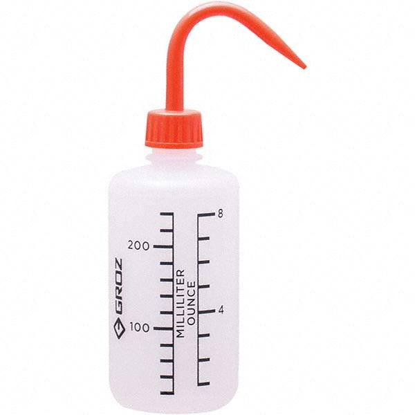 Pro-Lube SQZ/250 Can & Hand-Held Oilers Pump Material Steel  Body Material Polyethylene  Spout Type Flexible  Spout Length 7/16 in  Spout Length (Inch) 7/16  