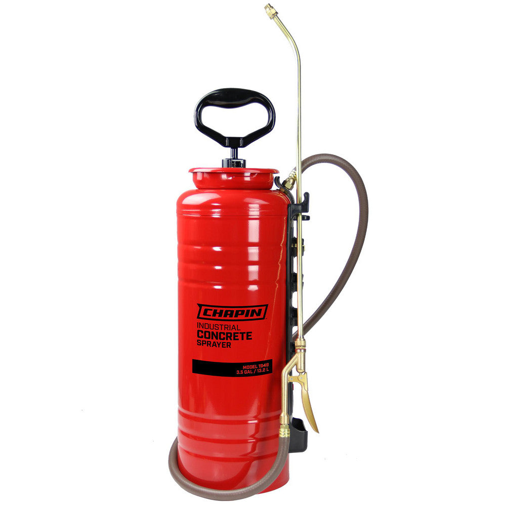 Chapin 1949 3.5 Gal Chemical Safe Garden Hand Sprayer